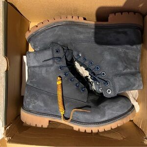 Men’s Timberland Blue Suede 6” premium Boot